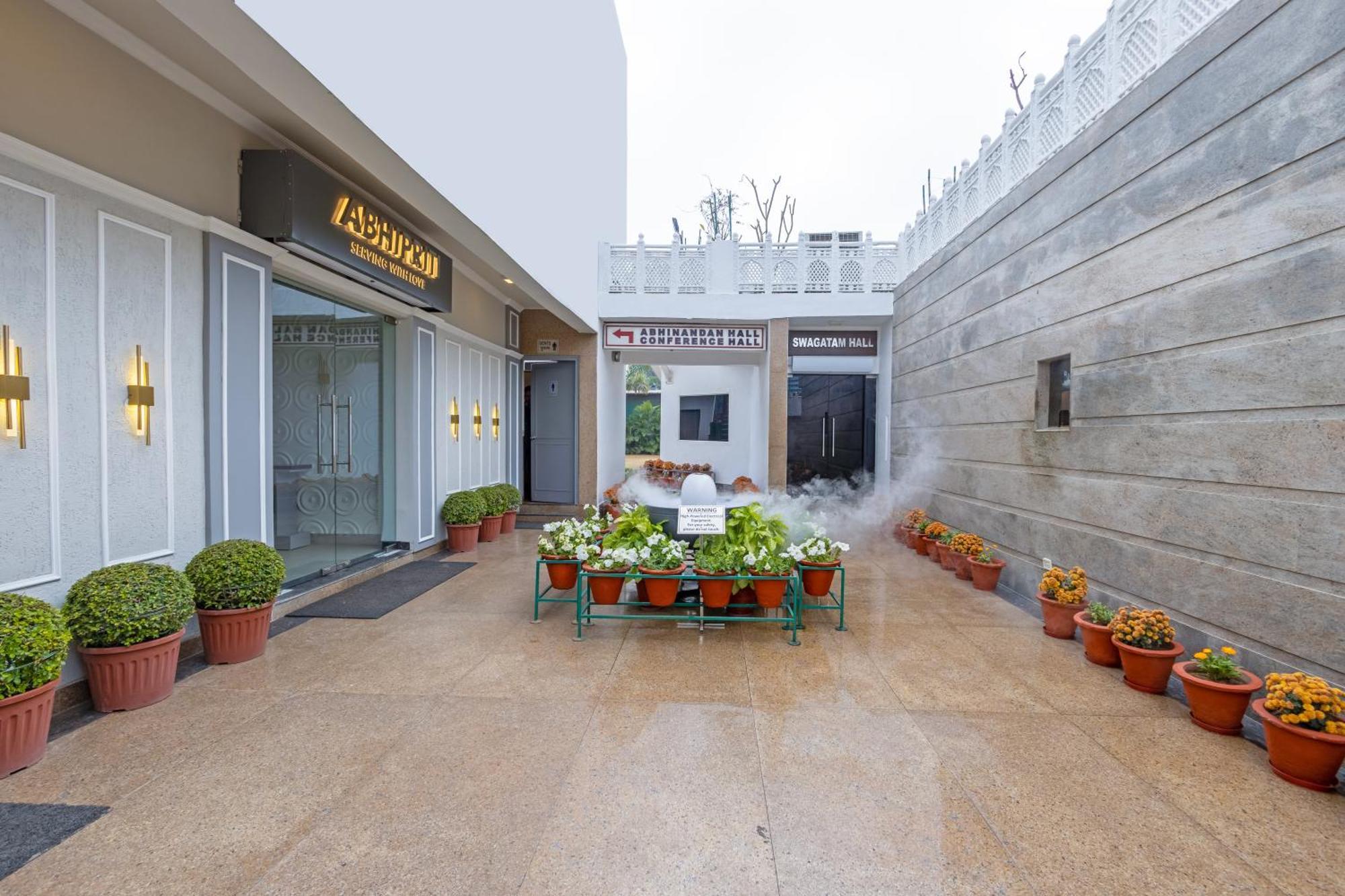 Aapno Ghar Resort & Amusement Park Gurgaon Exterior foto